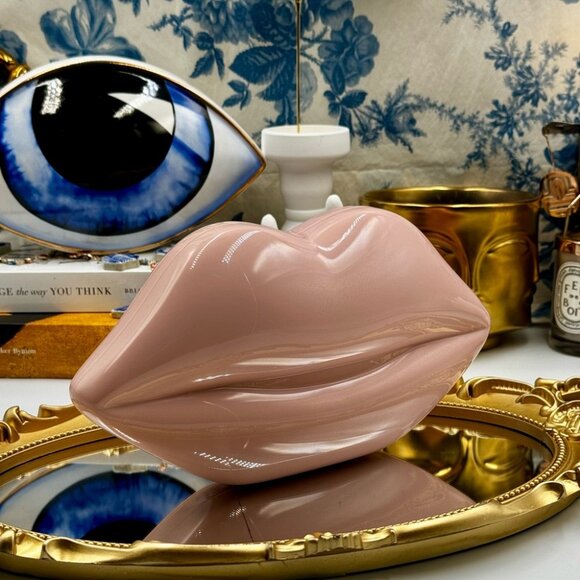 🆕 LULU GUINNESS 🧿 NWOT Iconic Lips Perspex Clutch - Blush Pink - Picture 7 of 16
